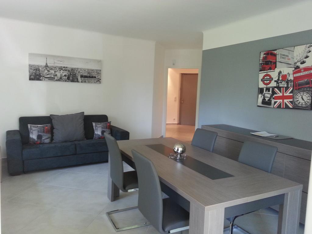 La Poste Appartement Cannes